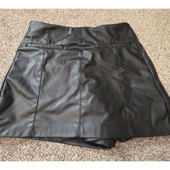 Zara Dresses & Skirts - Zara Faux Leather Mini Skort Size Small Black Moto Biker Whimsigoth Club School